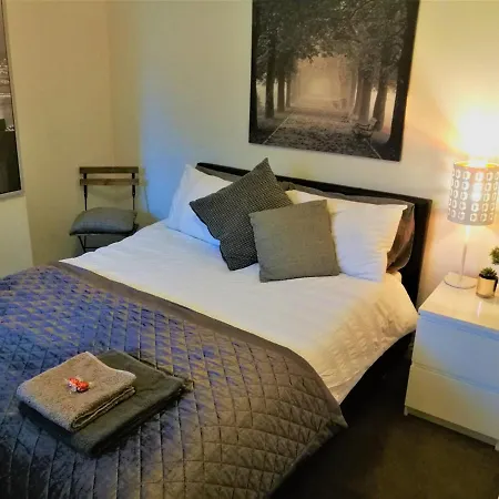 Freemantle Solent Lodge Sgh-2